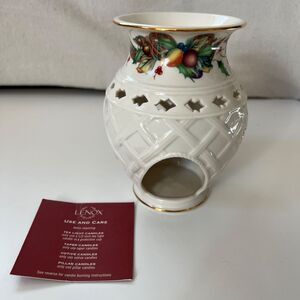 BNWOB Lenox Ivory China Christmas Holiday Decoration Candle Fragrance Warmer